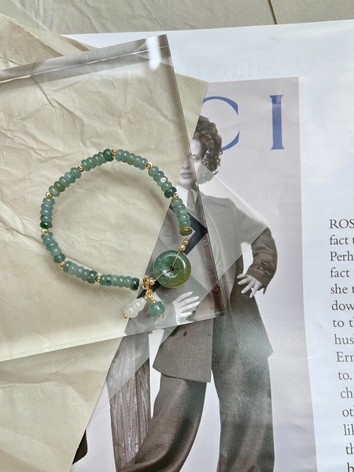 翡翠設計館 / 賞翠•玩翠 EXE Jewelry 藍水飄蜜糖平安扣手串 珠|天然瓜地馬拉翡翠