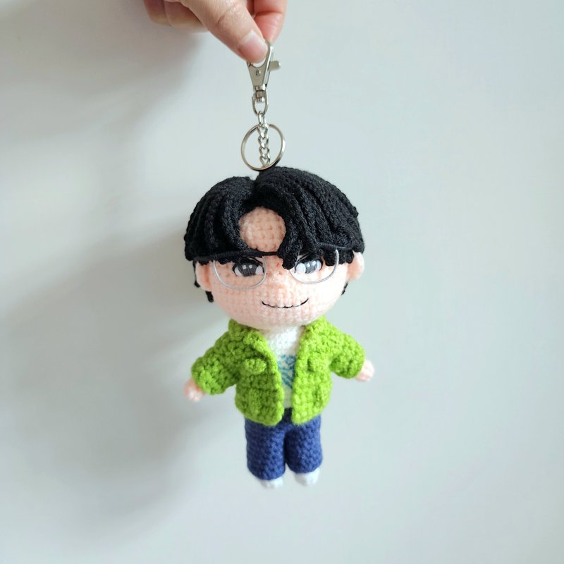 Customized Doll Q Version Boy Doll No.2-1 Keychain Pendant - ตุ๊กตา - ผ้าฝ้าย/ผ้าลินิน สีเขียว