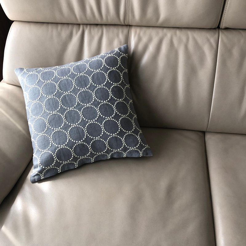 mina  perhonen tambourine　cushion　cover - 枕頭/抱枕 - 棉．麻 灰色