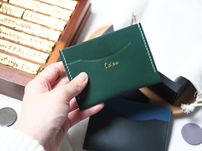 Leather boutique simple card holder - customized gift with hot stamping - ที่ใส่บัตรคล้องคอ - หนังแท้ หลากหลายสี