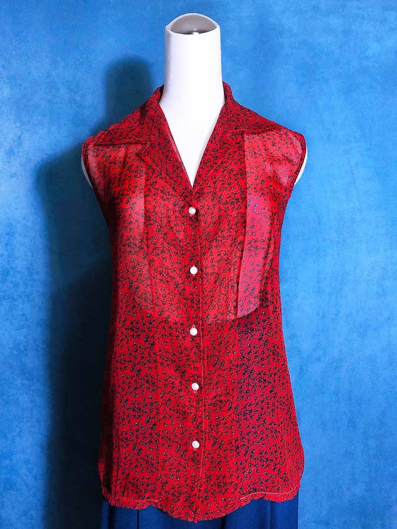 Flower bright red sleeveless vintage shirt / bring back VINTAGE abroad - Women's Shirts - Polyester Red