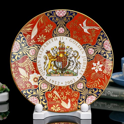 擎上閣裝飾藝術 英國製Royal Worcester皇家慶典女王2002骨瓷奢華燦金裝飾盤掛盤