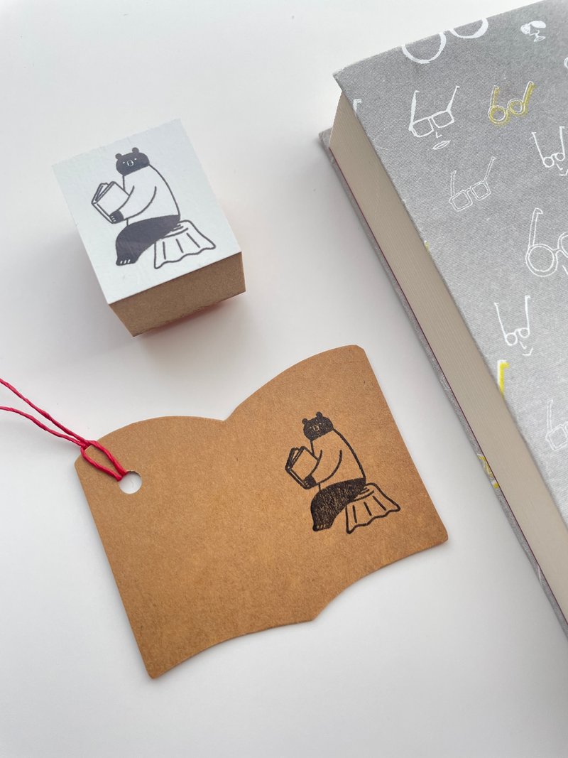 森で読書　スタンプ - 印章/印台 - 橡膠 咖啡色