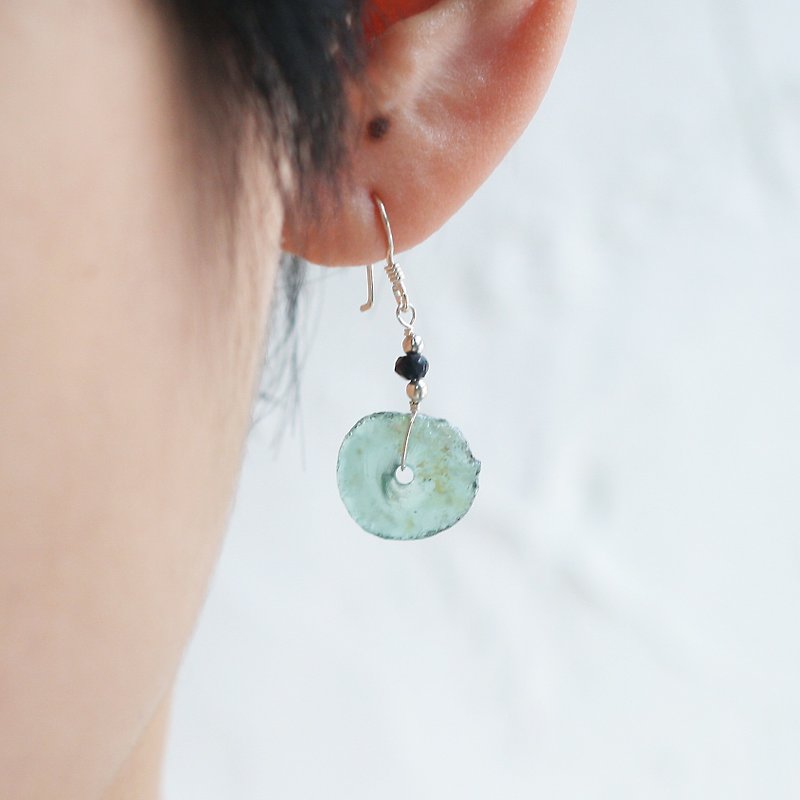 OMAKE羅馬玻璃耳環(單片) - 耳環/耳夾 - 玻璃 綠色