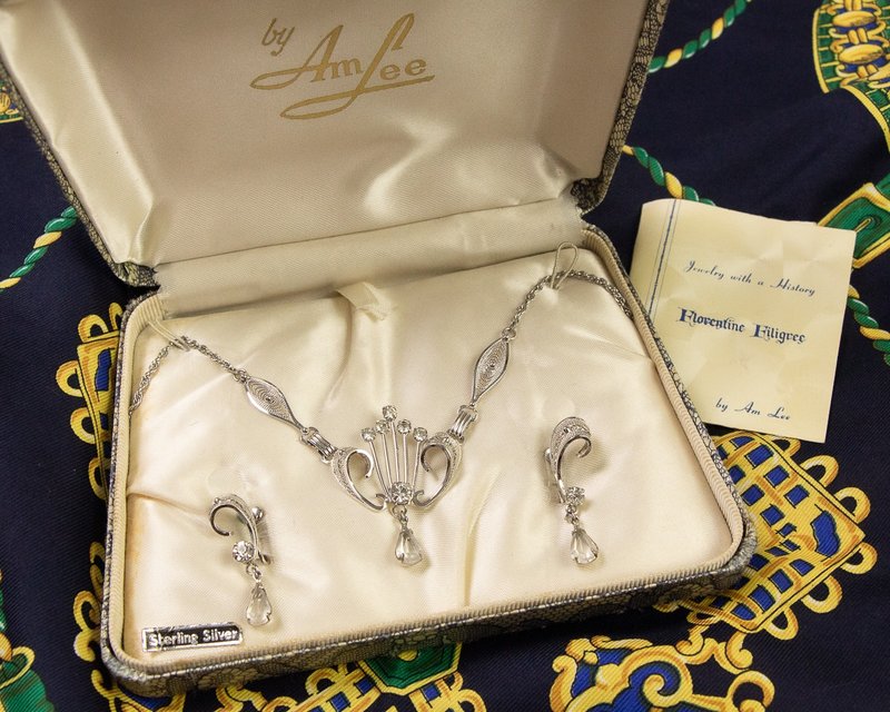 美國Am Lee品牌古董 純銀掐絲工藝鑲萊茵石 宮廷風項鍊耳夾套組 - 鎖骨鍊 - 純銀 銀色