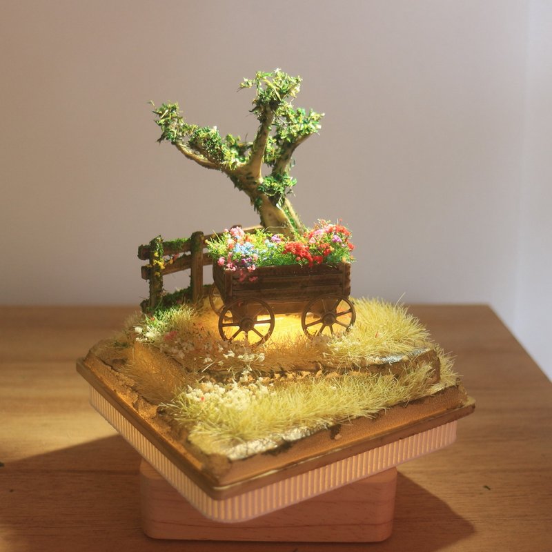 田野中央的花車 - 擺飾/家飾品 - 木頭 多色