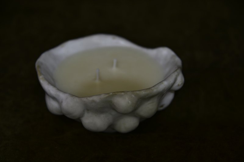 情瘤感菌手捏陶+香氛大豆蠟 - 香氛蠟燭/燭台 - 陶 白色
