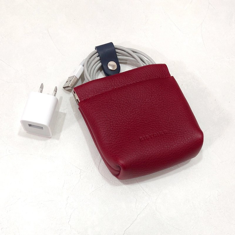 【Glamor】ZiBAG-037L/彈簧口金充電包 / 胭脂紅(低調暗紅) - 化妝袋/收納袋 - 真皮 紅色