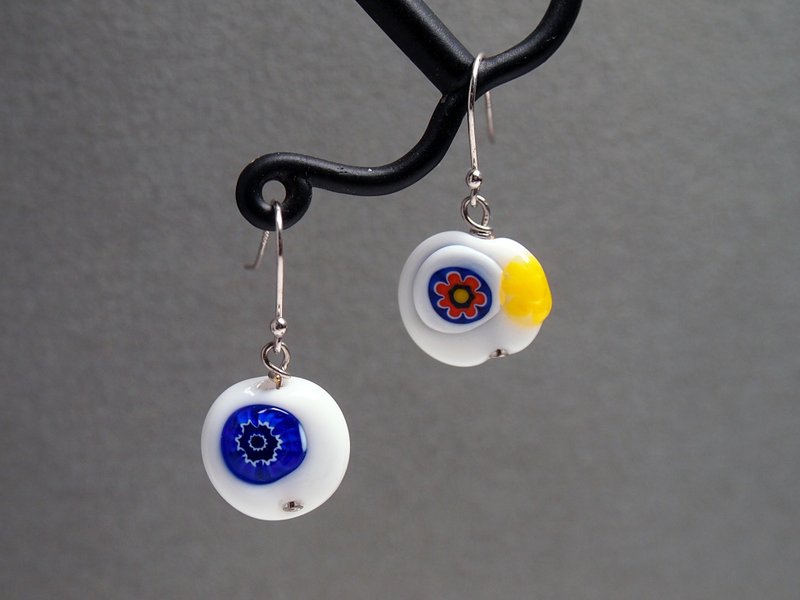 #GE0530 Murano Glass Beads Earring - ต่างหู - แก้ว ขาว