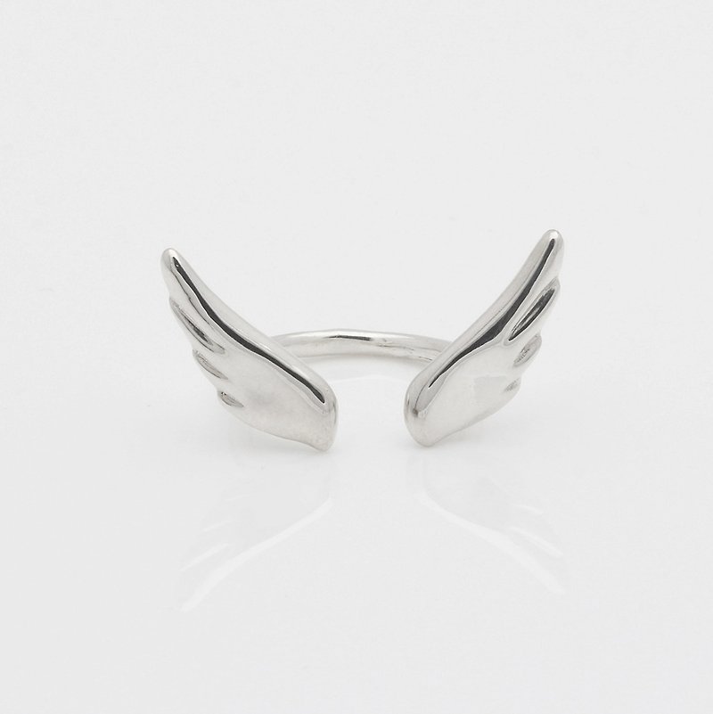 Dream wings sterling silver ring - แหวนทั่วไป - เงินแท้ สีเงิน