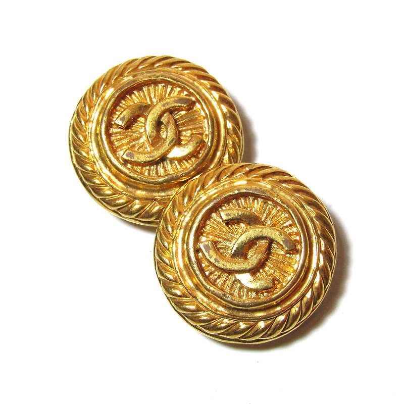 CHANEL vintage gold tone earrings - ピアス・イヤリング - その他の素材 ゴールド