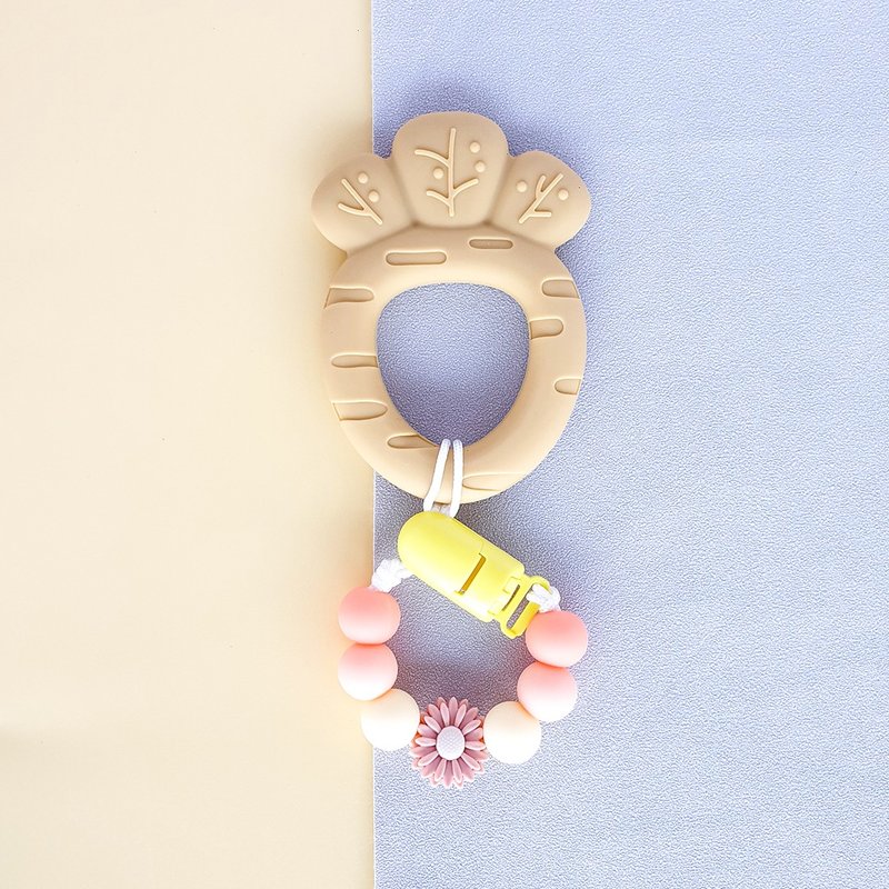 7 daisy beige carrot teether/customized pacifier chain - ของเล่นเด็ก - วัสดุอื่นๆ หลากหลายสี