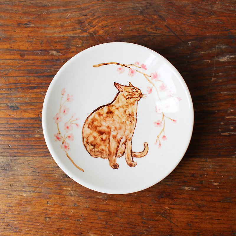 櫻花和玳瑁貓 小皿 - 碟子/醬料碟 - 陶 粉紅色