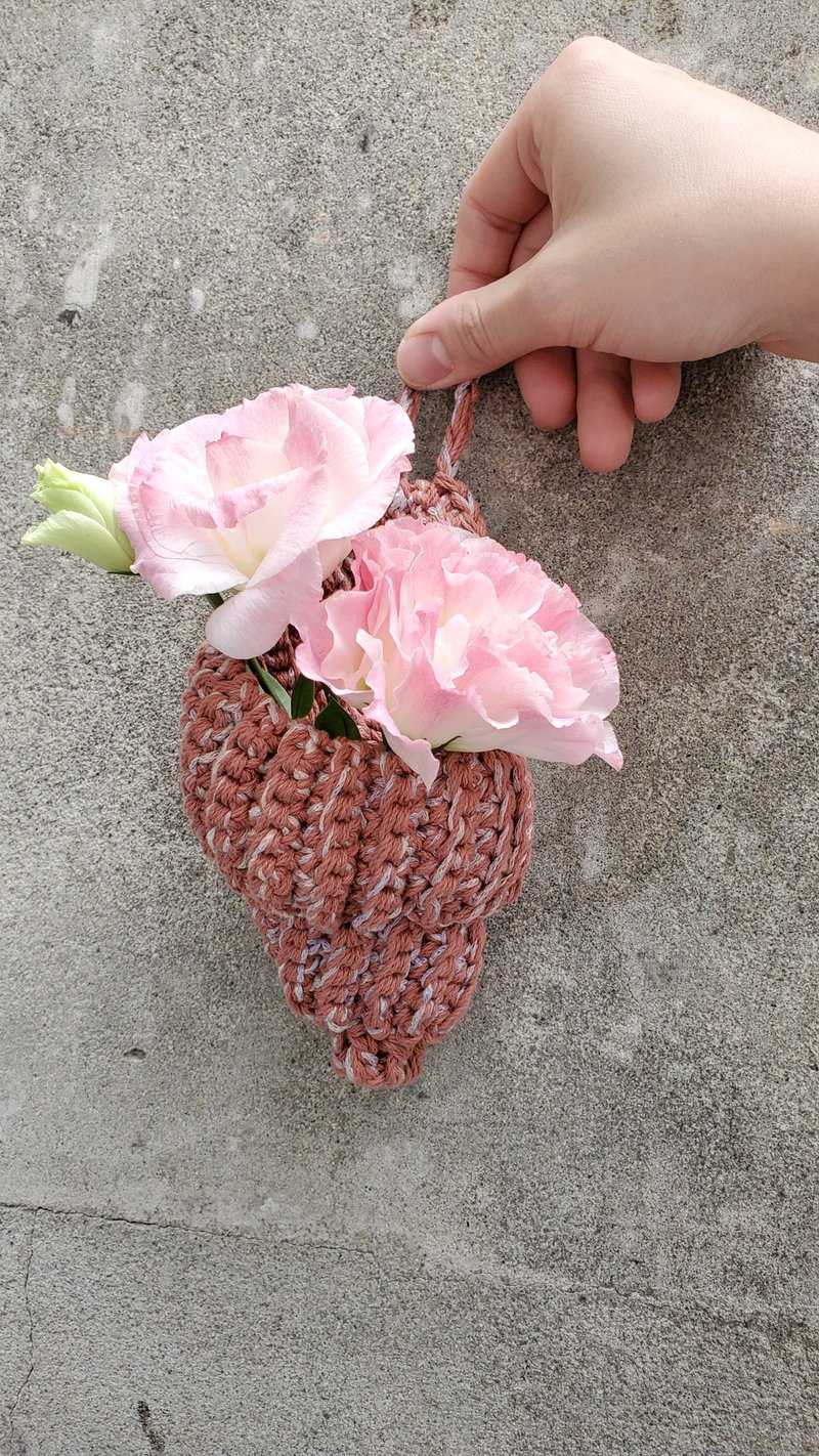 Pure cotton hand-woven magic conch (coral)/plant hanging basket - Pottery & Ceramics - Cotton & Hemp Pink