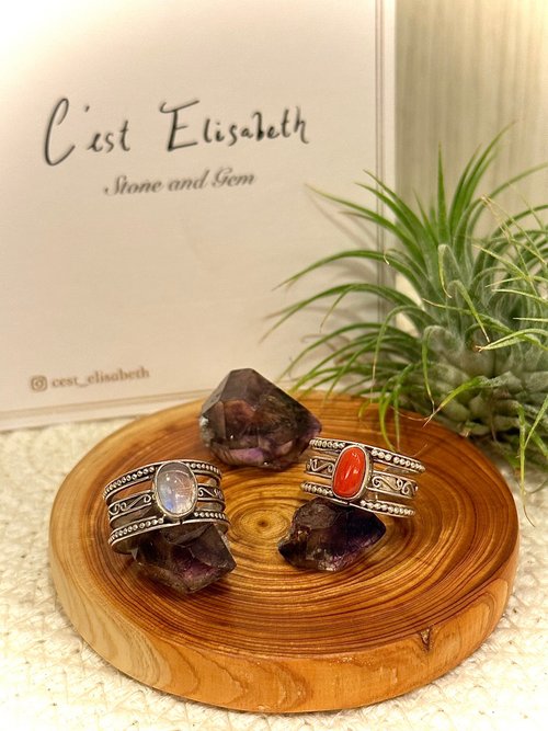ムーンストーン 天然石指輪 リング silver ハンドメイド ネパール制 ネパール シルバー リング 指輪 民族 ハンドメイド ムーン