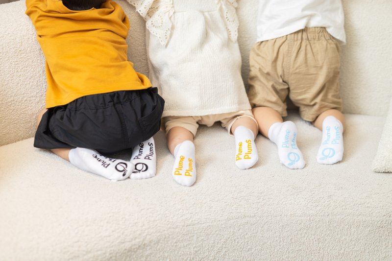 CLASSIC PURE WHITE - BLACK - Baby Socks - Cotton & Hemp White