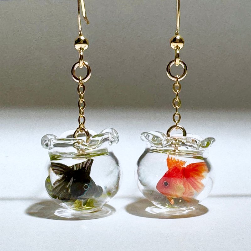 硝子の金魚鉢　ピアス/イヤリング - 耳環/耳夾/耳骨夾 - 玻璃 