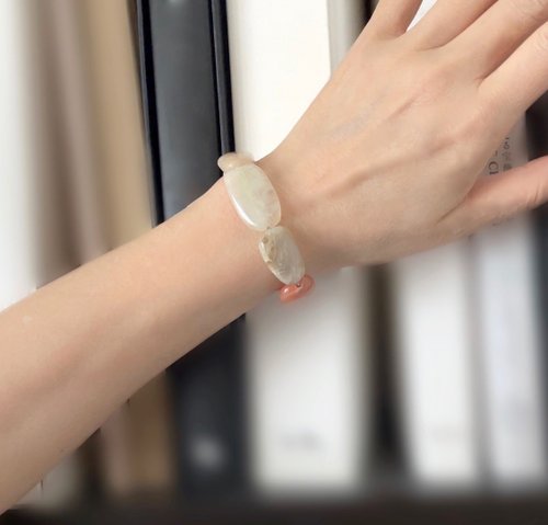 大粒 ミックスムーンストーンのブレスレット - ショップ froop