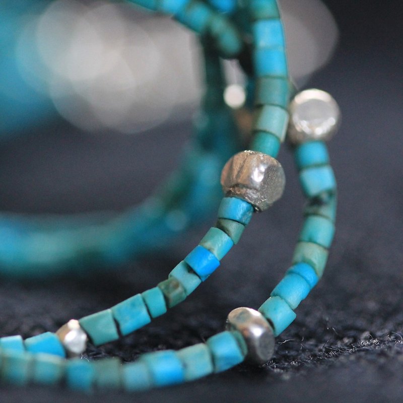 Turquoise and silver beads tiered bracelet (B0007) - 手鍊/手鐲 - 銀 藍色