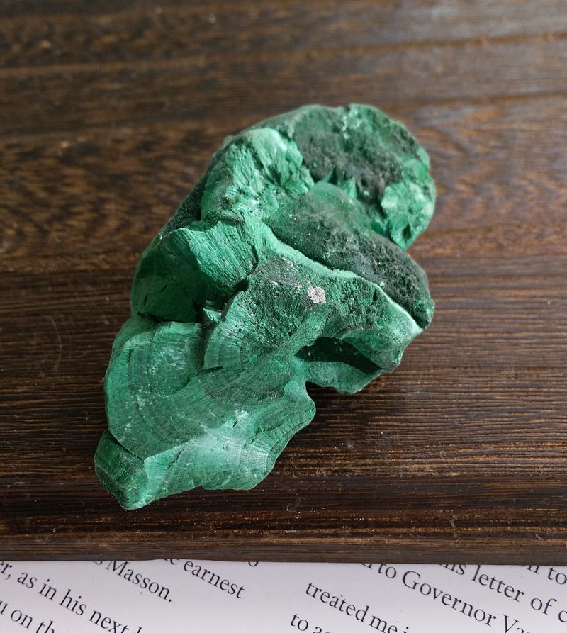 Malachite  剛果產地 絲絨 孔雀石 天然礦石 原礦 - ของวางตกแต่ง - วัสดุอื่นๆ 