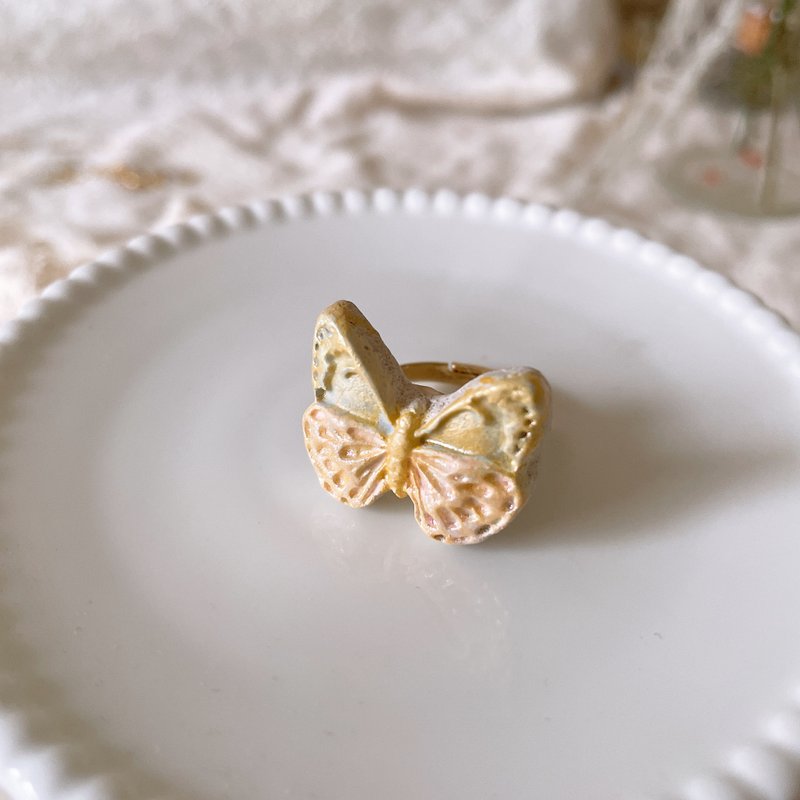 the ring of a butterfly - General Rings - Pottery 