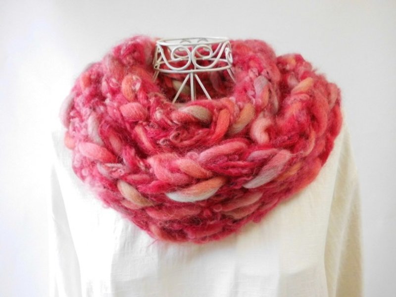 (Cherry Red) wool, such as raw wool & Urumoheya plenty, fluffy ♪ snood - Scarves - Other Materials Red