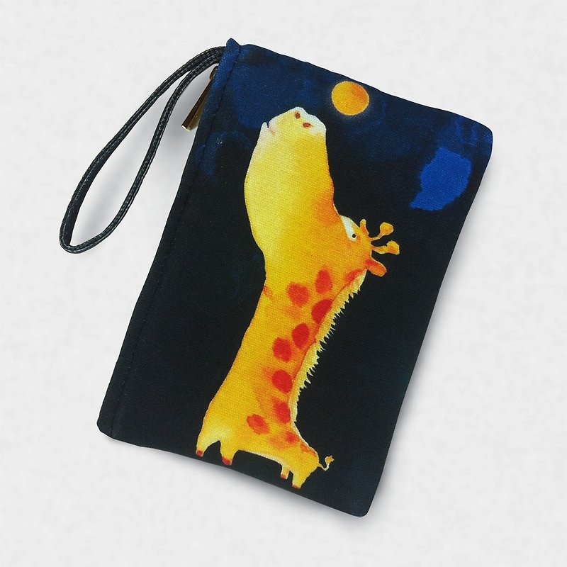 【9cm zoo hug series – Giraffe】Multi-functional Purse - กระเป๋าคลัทช์ - ผ้าฝ้าย/ผ้าลินิน 