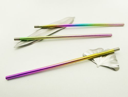 Omoide 思出 生活館 【獨家販售 質感日本製 5 件組】 純鈦吸管3款+大師設計筷架 2 款