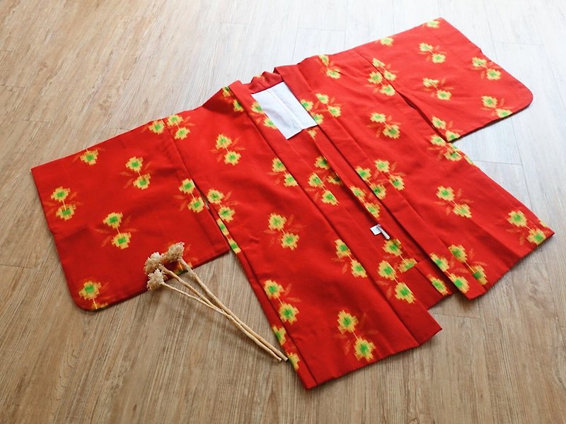 Vintage Kimono / Feathered no.80 - เสื้อแจ็คเก็ต - ผ้าฝ้าย/ผ้าลินิน สีแดง