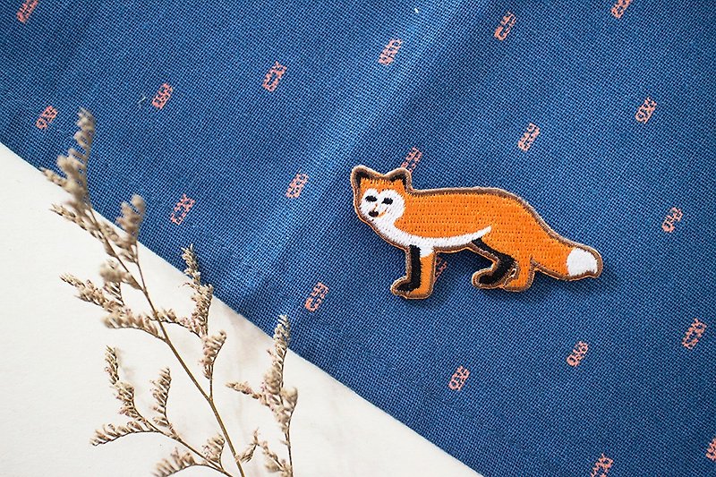 Maotu-Embroidery Pins/Patches (Fox) - Brooches - Thread Orange