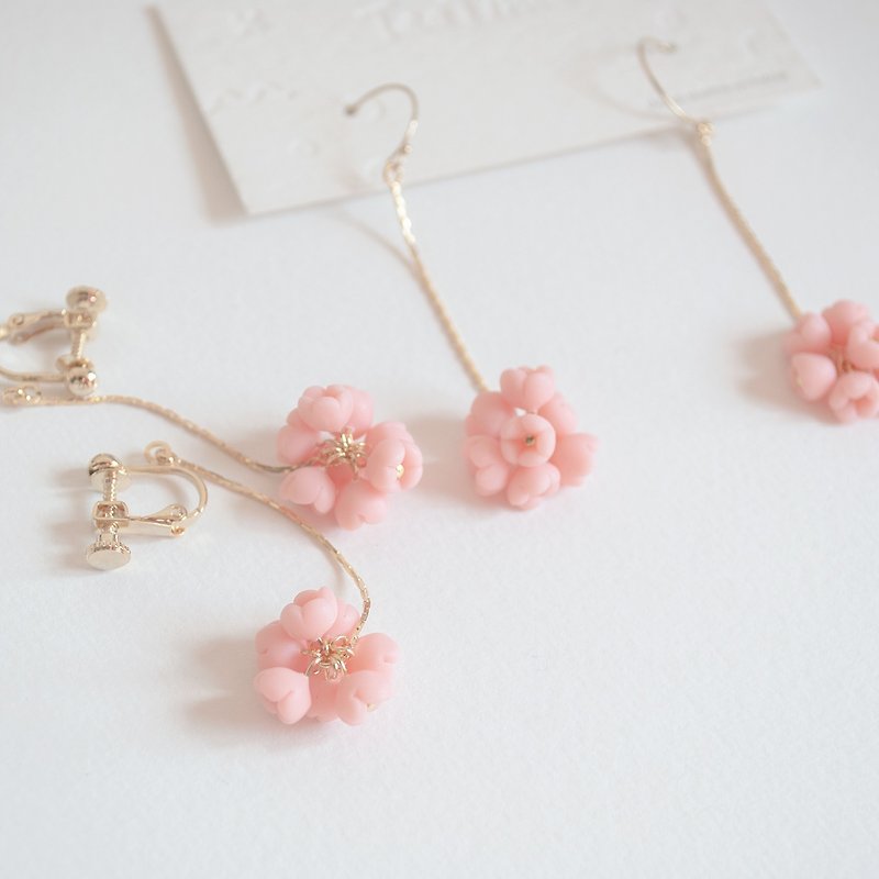 Teatime -  Cinnamon Flower Cluster- Earrings - Ear Clips - Earrings & Clip-ons - Clay Pink