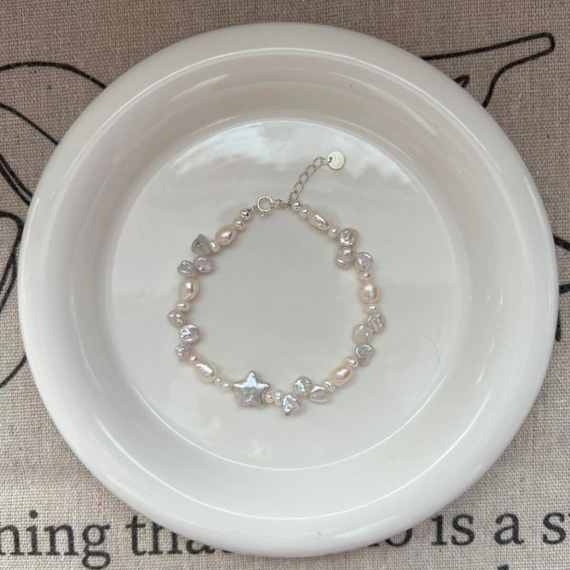 YuanPearl natural baroque star pearl Christmas design pure silver bracelet petal pearl - สร้อยข้อมือ - ไข่มุก ขาว