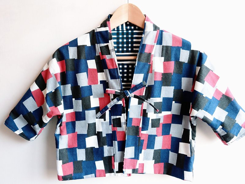 Japanese style cardigan tie jacket-Japanese paper-cut square x blue checkered muffin - เสื้อโค้ด - ผ้าฝ้าย/ผ้าลินิน 
