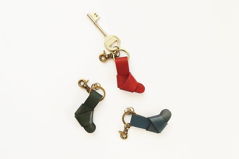 聖誕襪皮革鑰匙圈-酒紅/松綠/藤藍 - 鑰匙圈/鑰匙包 - 真皮 紅色