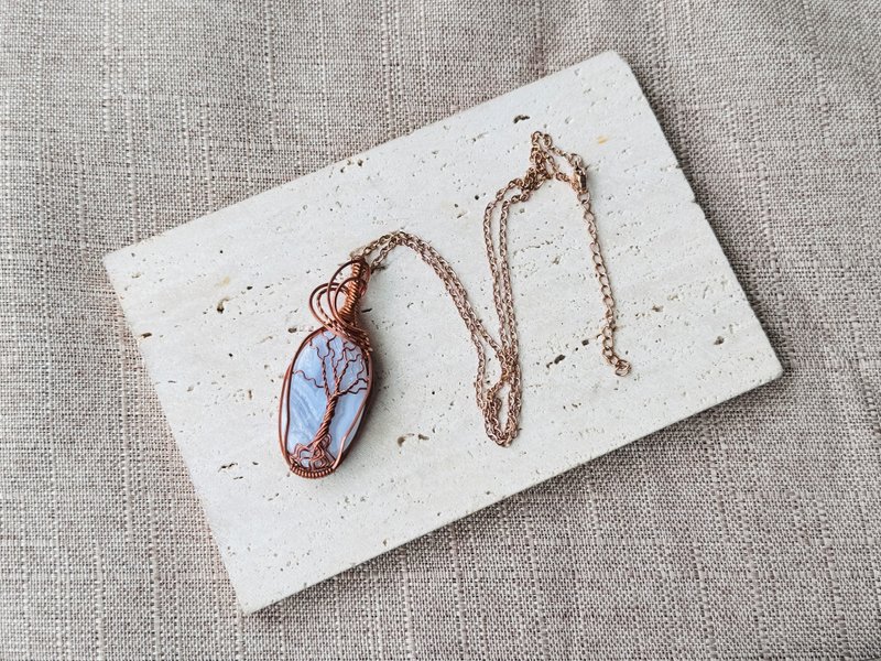 230609 wire wrapping blue agate Bronze wrapping pendant - Necklaces - Copper & Brass Blue