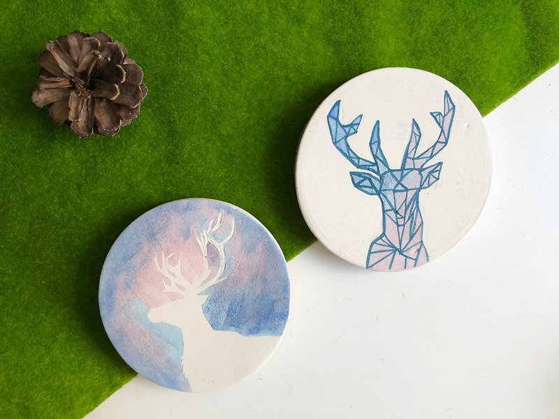 Hand paint ceramic Galaxy Deer -Absorbent Coaster - ที่รองแก้ว - ดินเผา สีน้ำเงิน