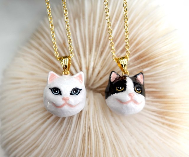 Personal pet outlet necklace