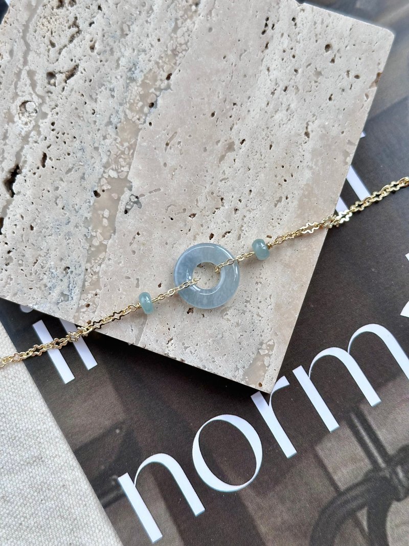 Ice Star Sky Blue Peace Bracelet | Natural Guatemala Jadeite - สร้อยข้อมือ - หยก สีน้ำเงิน