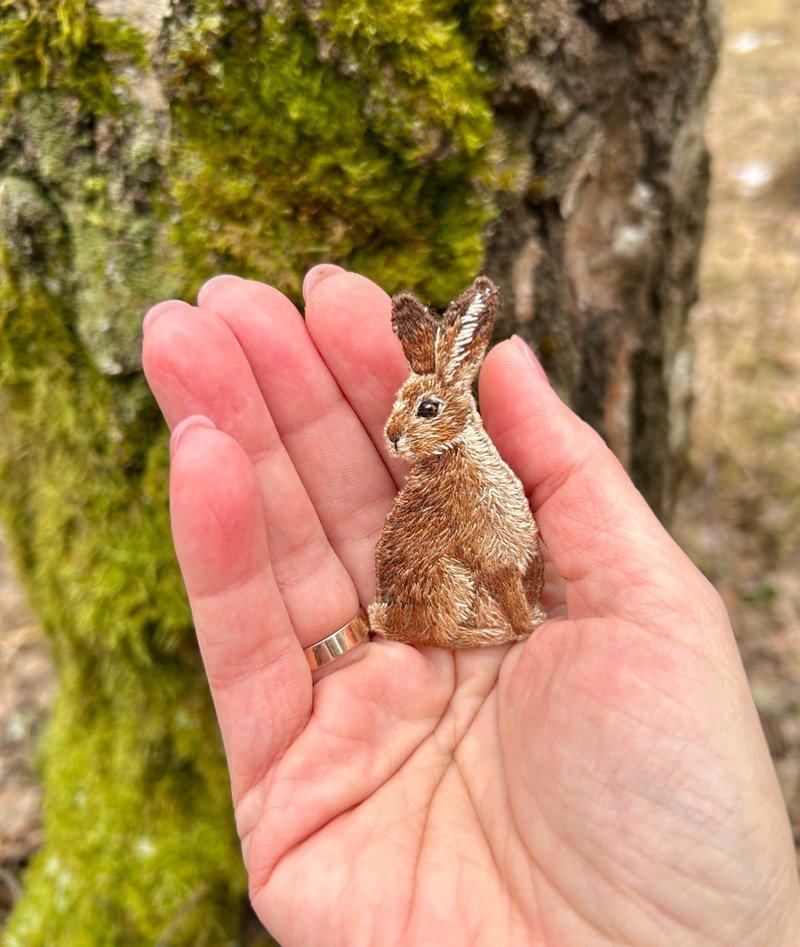 Hand made embroidered brooch Rabbit - Brooches - Thread Brown