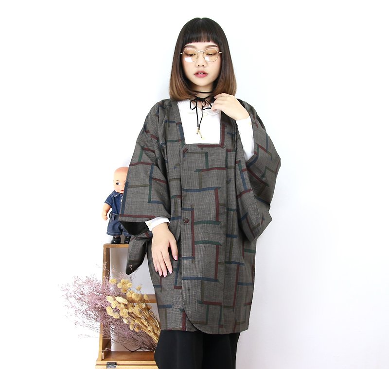 Back to Green - Japan's back-to-back version of the era of gray maze vintage kimono - เสื้อผู้หญิง - ผ้าไหม 