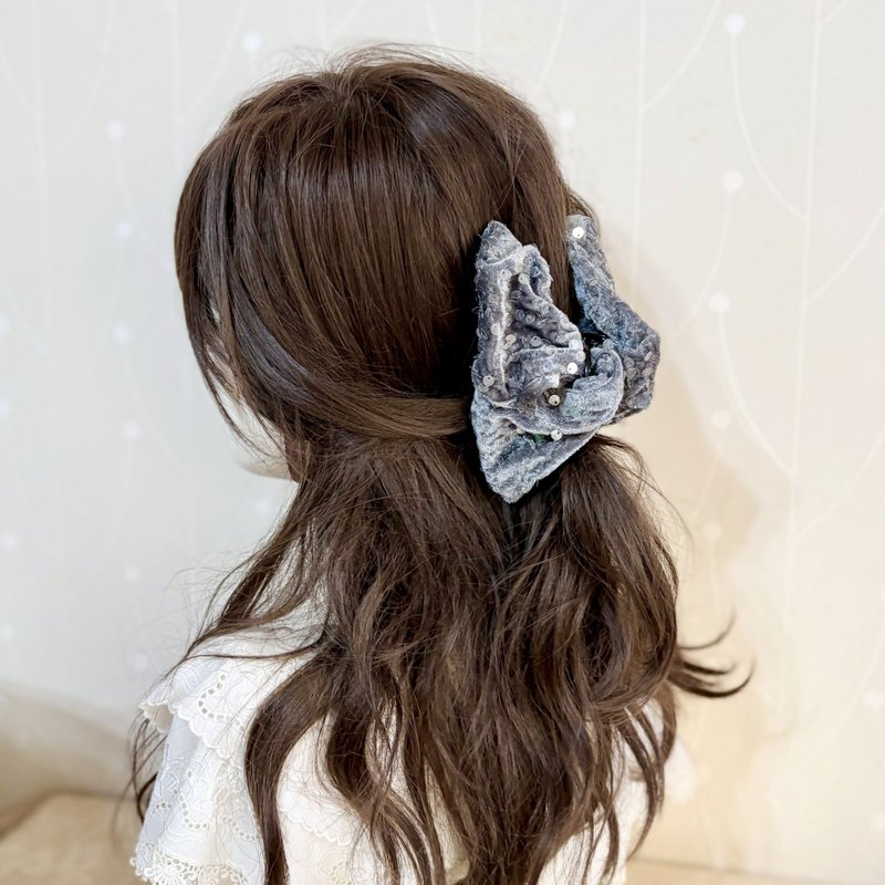 三角蝴蝶結抓夾 / 鯊魚夾 髮夾 豹紋毛絨 包頭 大抓夾 髮量多 - 髮夾/髮圈 - 其他材質 灰色