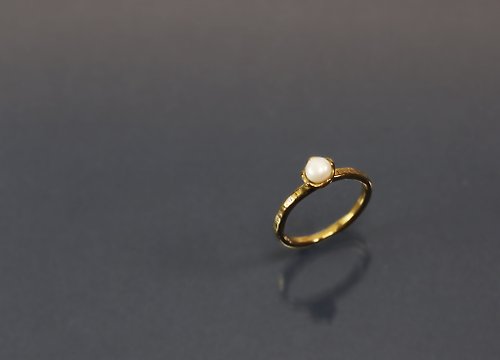 Maple jewelry design 圖像系列-花座珍珠黃銅戒