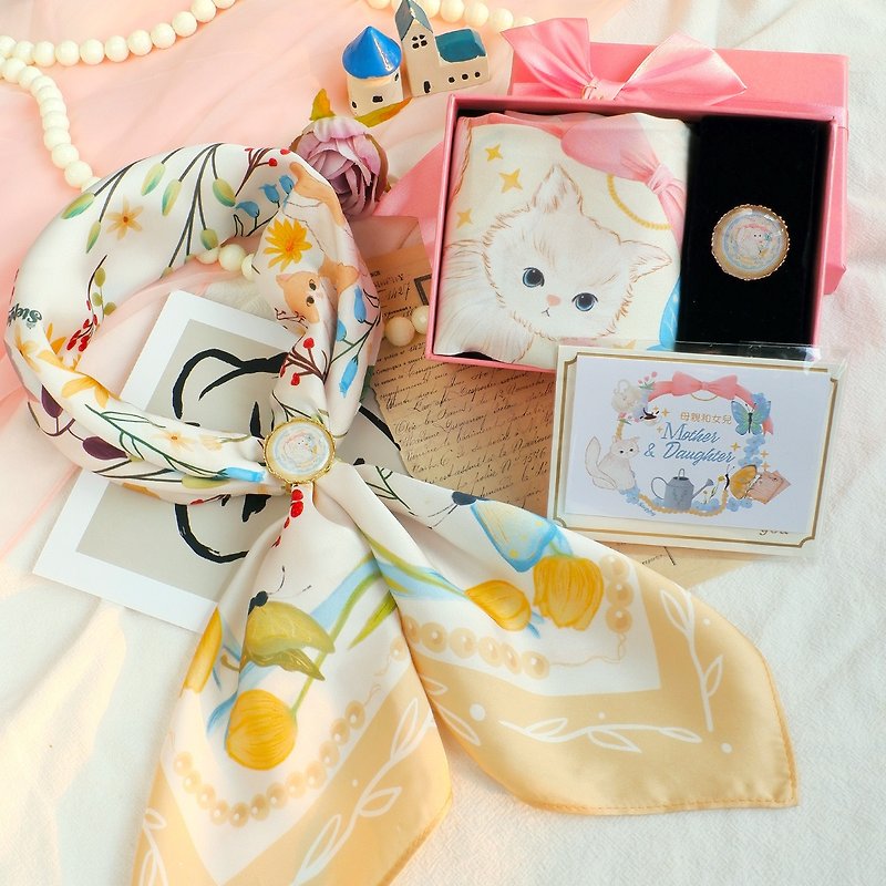 [Mother's Day Gift Box] Cat Silk Scarf + Pure Copper Gold-Plated Cat Three-ring Silk Scarf Buckle Premium Gift Box Set - ผ้าพันคอ - ผ้าไหม 