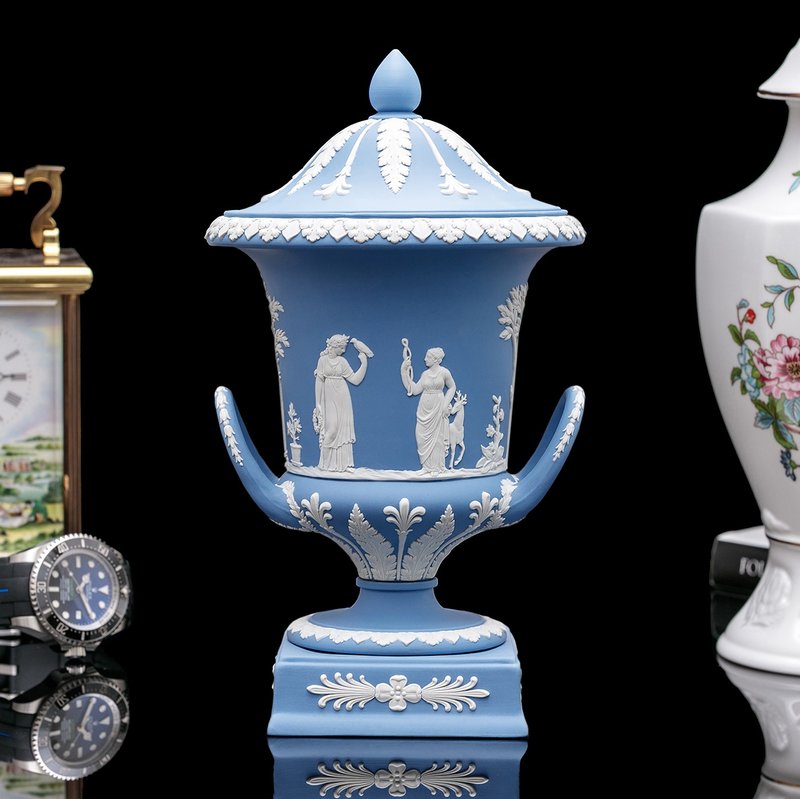 英國製Wedgwood碧玉浮雕1967希臘神話雙耳陶瓷花瓶寶瓶冠軍杯擺飾 - 花瓶/花器 - 瓷 