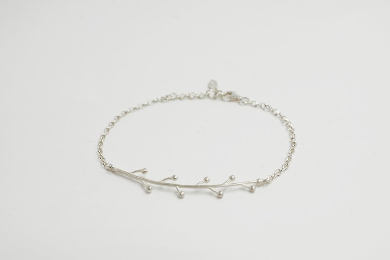 I-Shan13 little grass bracelet - Bracelets - Other Metals Silver