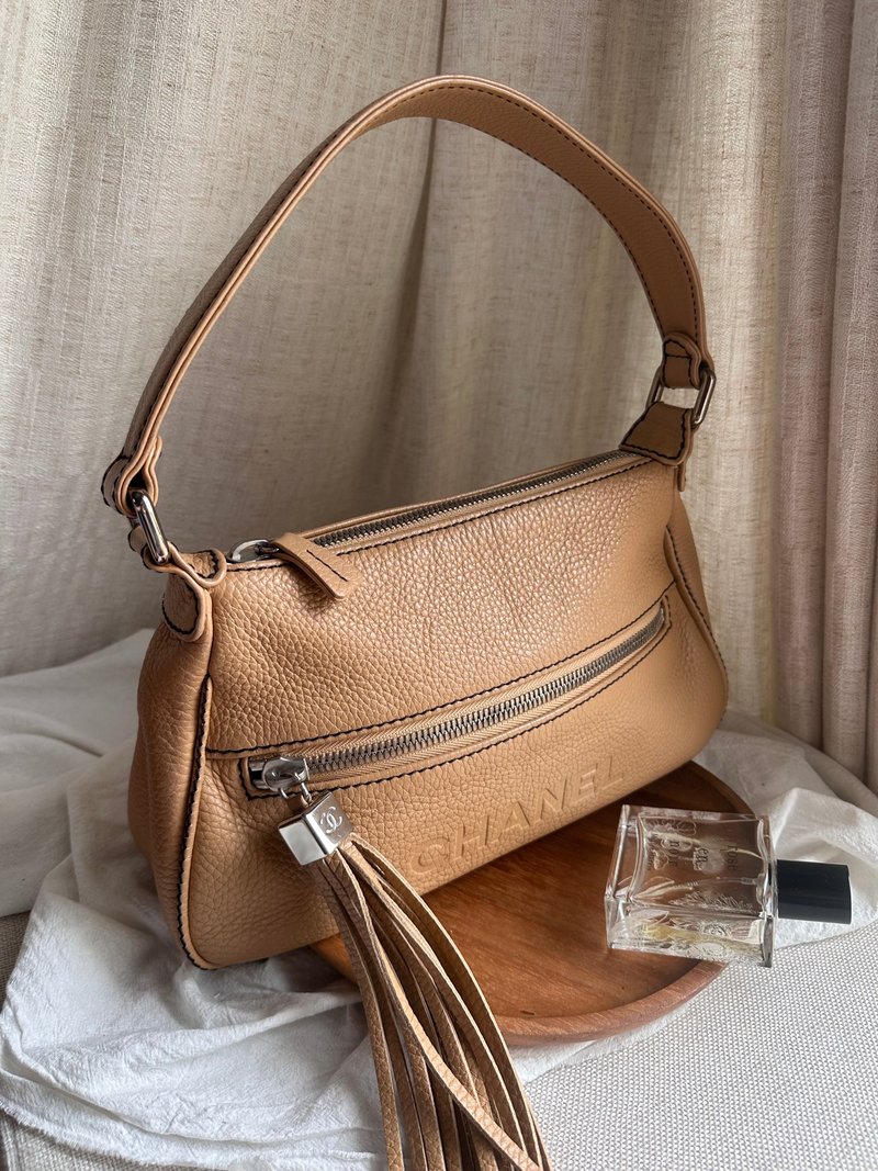 中古包Chanel 香奈兒奶茶色流蘇腋下包 - 手提包/手提袋 - 真皮 