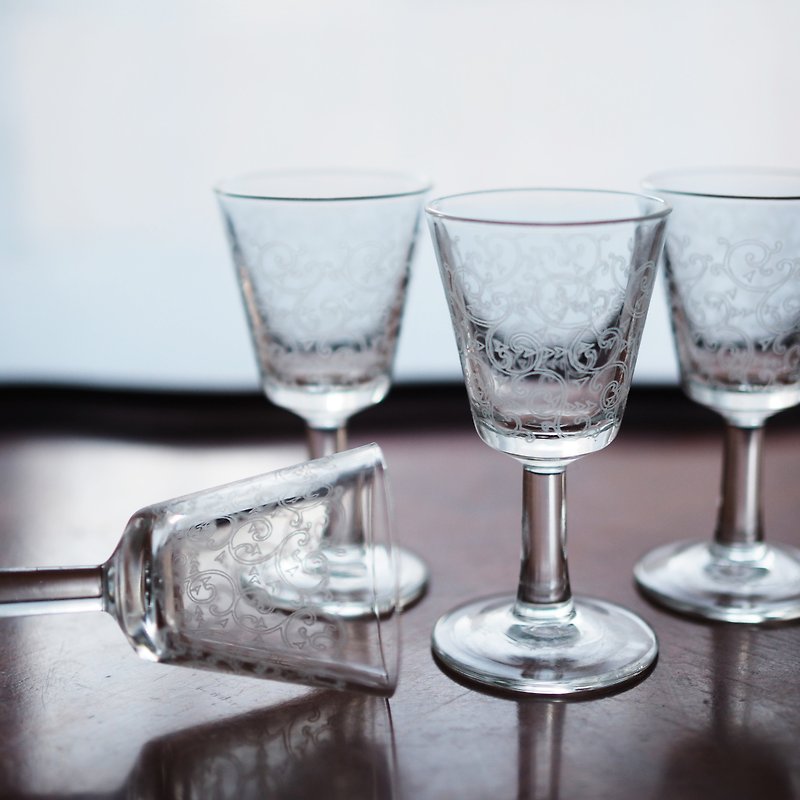 French Luminarc retro tall sprinkling cups/set of 2 - Bar Glasses & Drinkware - Glass Transparent