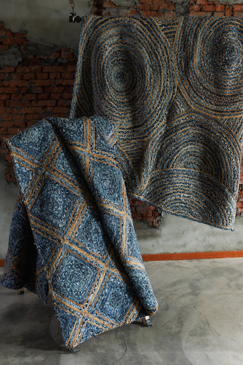 Indian handmade rug - recycled denim weave + Linen - พรมปูพื้น - ผ้าฝ้าย/ผ้าลินิน สีน้ำเงิน