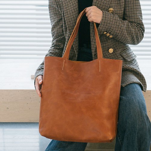 PUCK • Tote Bag - Shop err-or-design Handbags & Totes - Pinkoi
