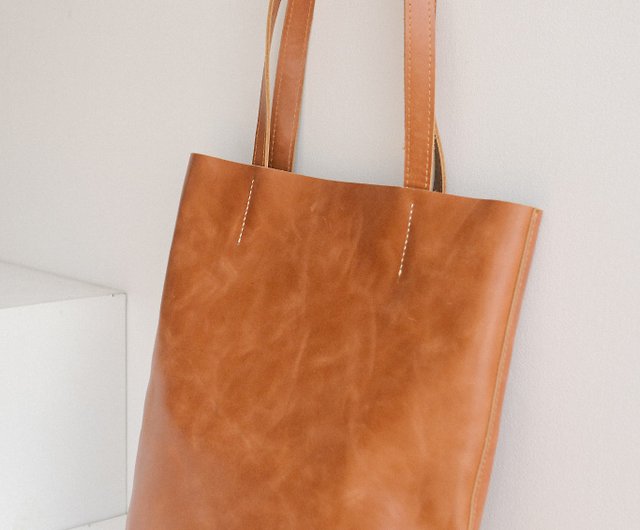 Women's Vertical Genuine Leather Tote Bag